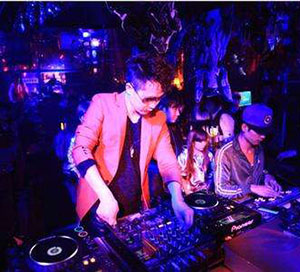 花房姑娘（崔健词曲、郑健编配版）音乐简谱