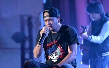 搬家吉他谱-张震岳-A调原版弹唱谱-图片六线谱