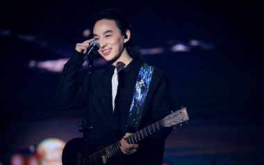 在冬天和奶奶一起晒太阳吉他谱-赵照-D调原版弹唱谱-图片六线谱