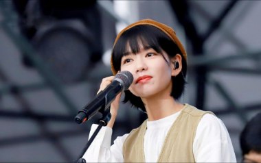 云烟成雨指弹谱-房东的猫-原版独奏谱-吉他指弹教学